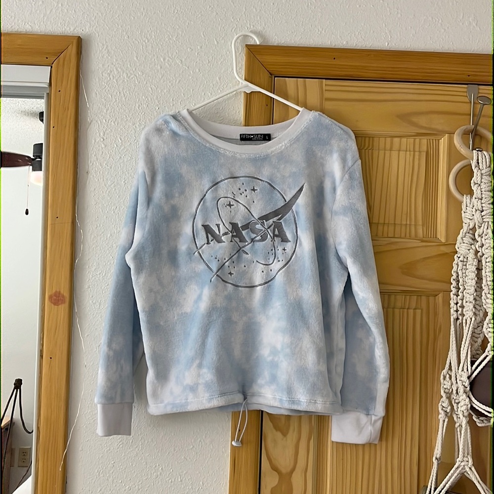 Fifth Sun Pullover